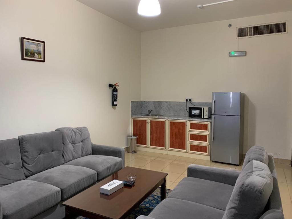 Rainbow Hotel Apartments Абу Даби Екстериор снимка